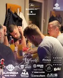 Caffe bar Tano, Slatina